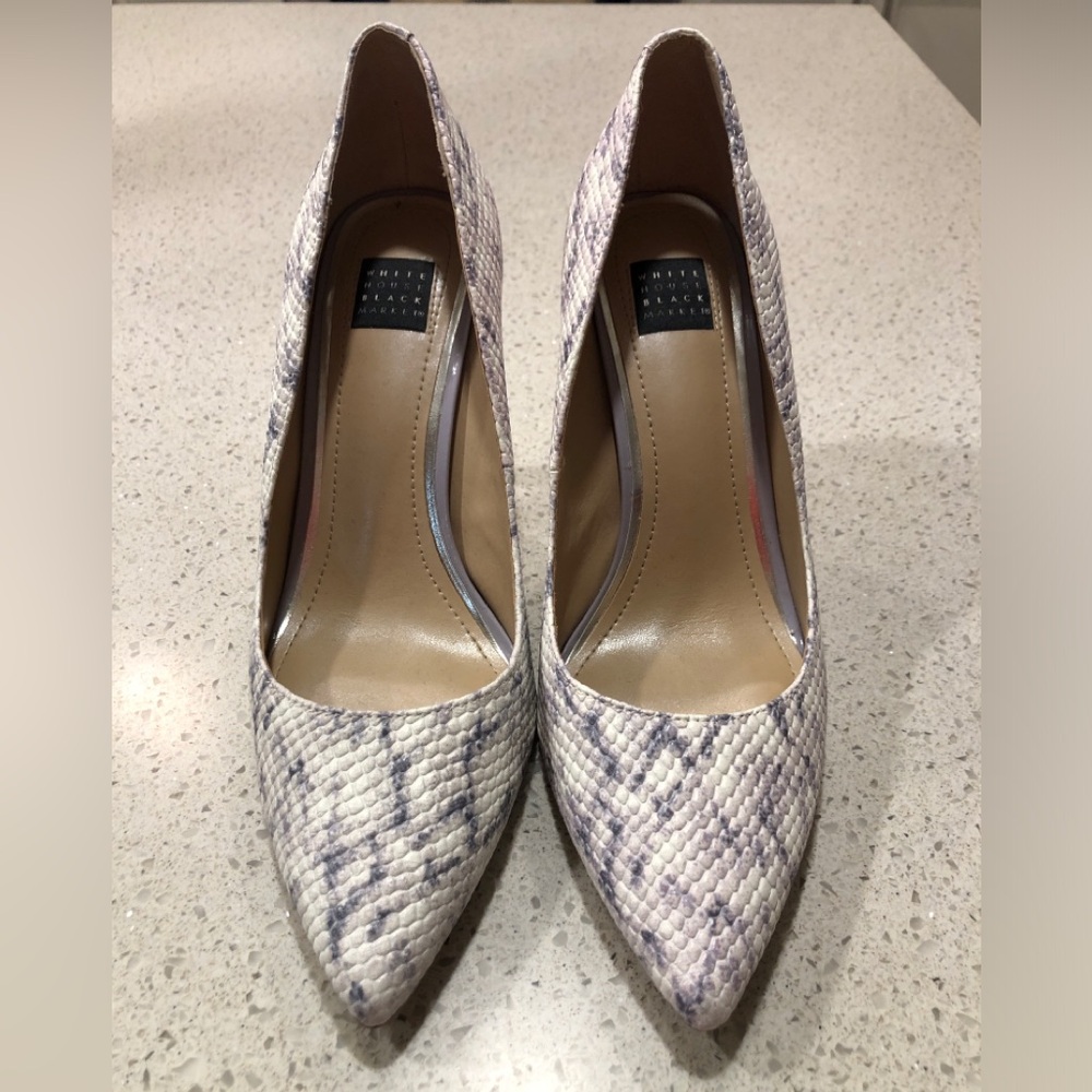 EUC WHBM Pumps, Size 6.5